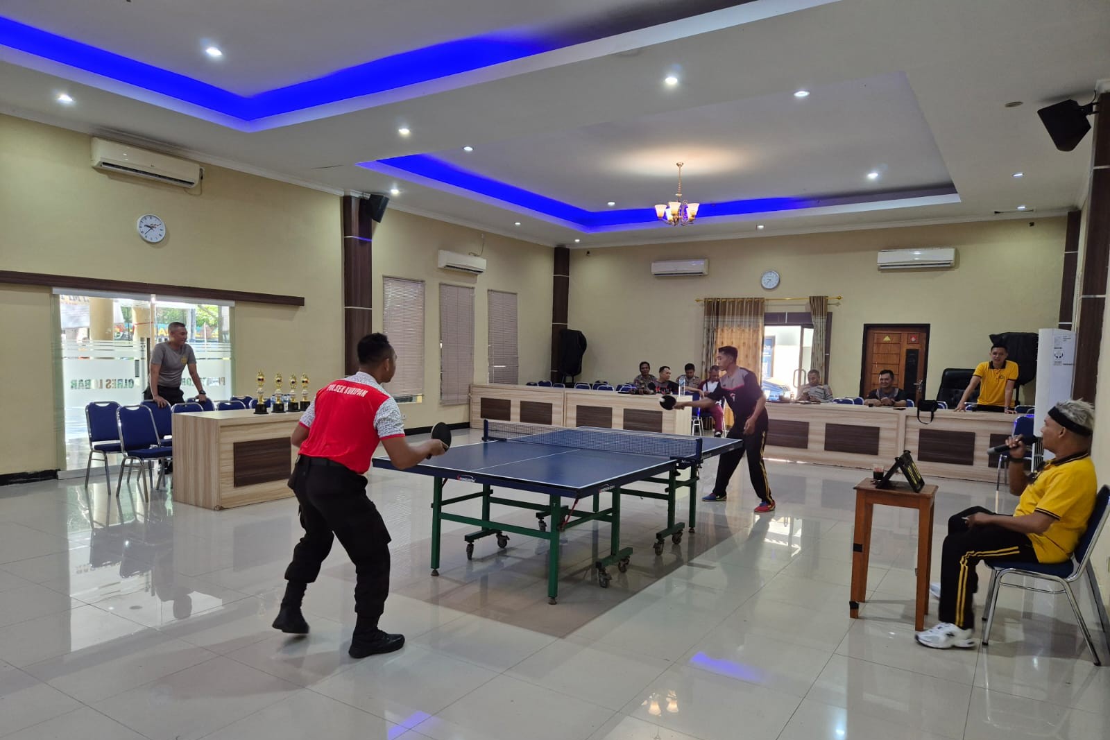 Semarak Final Tenis Meja Polres Lombok Barat HUT Bhayangkara ke-79