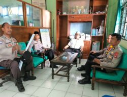 Patroli Humanis Polres Lombok Barat di Sawah Gerung Utara Jaga Produktivitas Petani