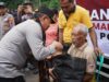 Bantuan Kemanusiaan Polri Tiba di Mauponggo, Disambut Antusias Warga dan Bupati